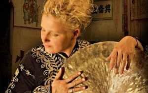 Dora Michel - Gong Stimme Lyrik